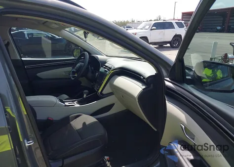 2024 Hyundai Tucson Sel z USA, uszkodzony, nr VIN 5NMJB3DE5RH332048